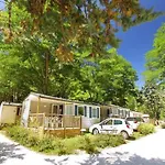 Mobil Avec Terrasse, 2 Chambres, 5 Personnes - Api-1-52-1140