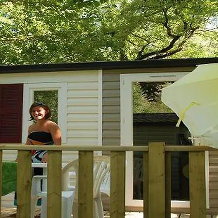 キャンプ場 Mobil Avec Terrasse, 2 Chambres, 5 Personnes - Api-1-52-1140 *