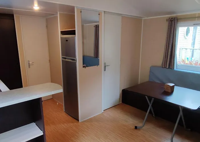 Campeggio Mobil Avec Terrasse, 2 Chambres, 5 Personnes - Api-1-52-1140
