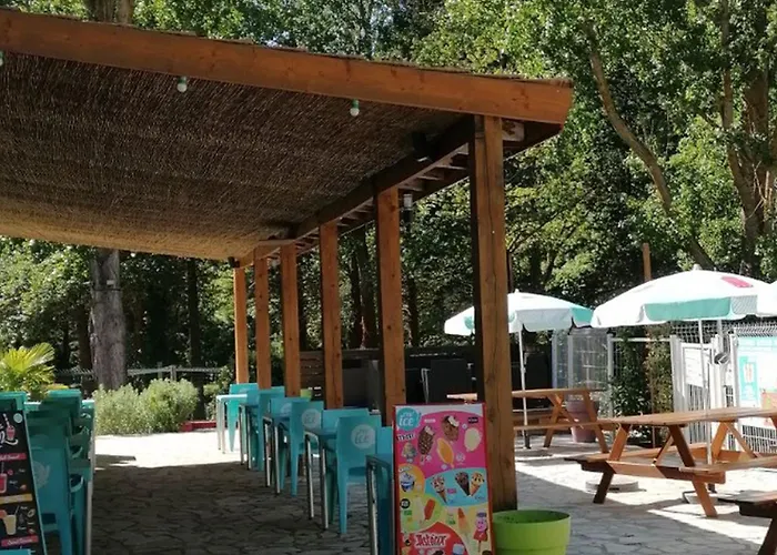 Mobil Avec Terrasse, 2 Chambres, 5 Personnes - Api-1-52-1140 アクサ